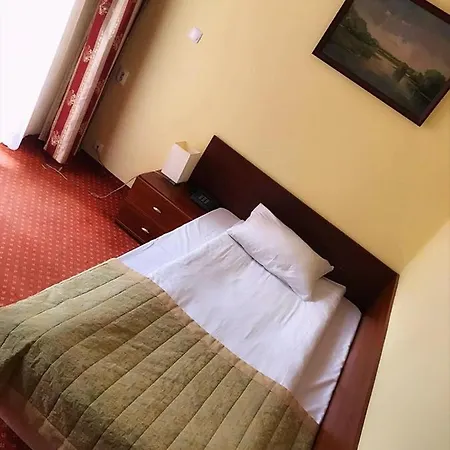 Hotell U Witaszka Czosnów